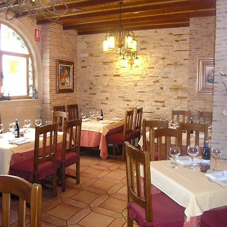 Dona Isabel 토렐라노