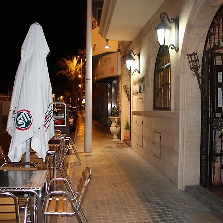 Hotel Dona Isabel