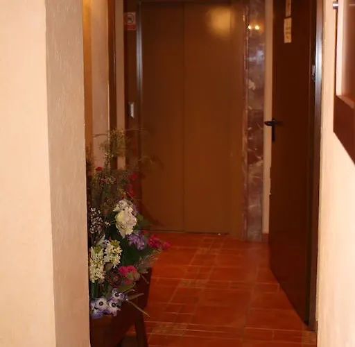 Dona Isabel Hotell Torrellano